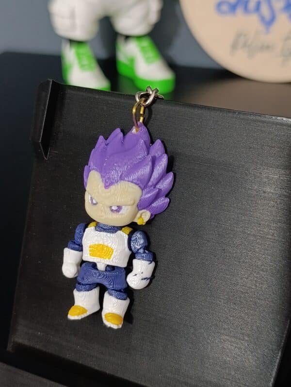 Kid Vegeta Figürlü  3D Hareketli Anahtarlık 6 cm
