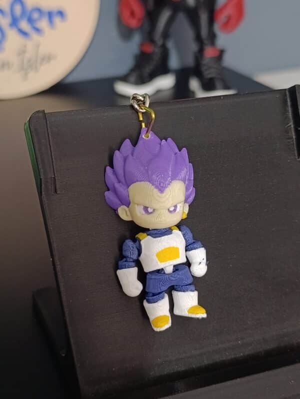 Kid Vegeta Figürlü  3D Hareketli Anahtarlık 6 cm