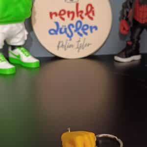 Nah anahtarlık  3D  ( sarı )