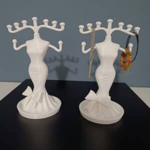 KOLYE STANDI ( 24 CM )