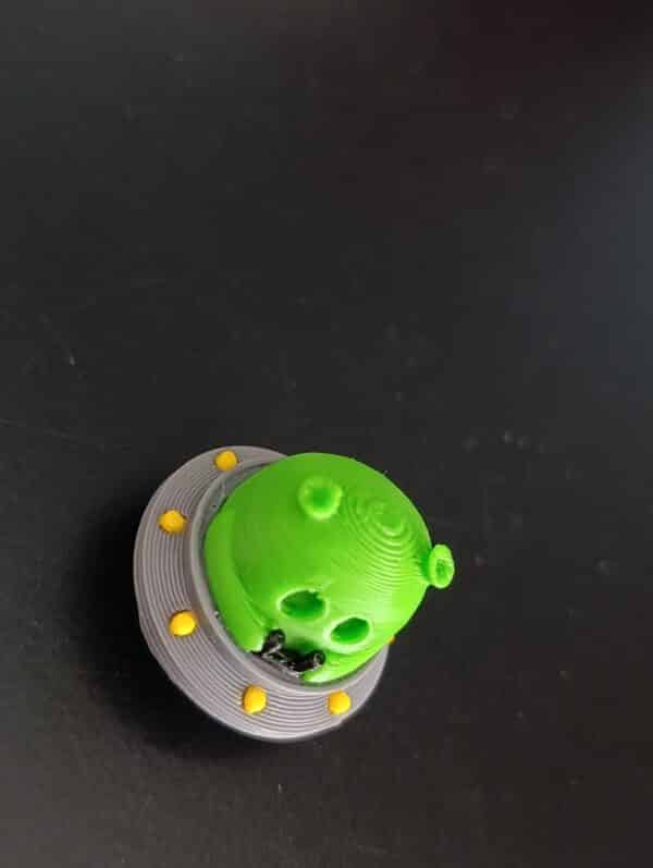 Alien  Driving A Ufo  Mini Figür